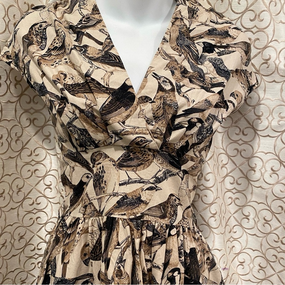 Retrolicious gorgeous bird print dress sz M